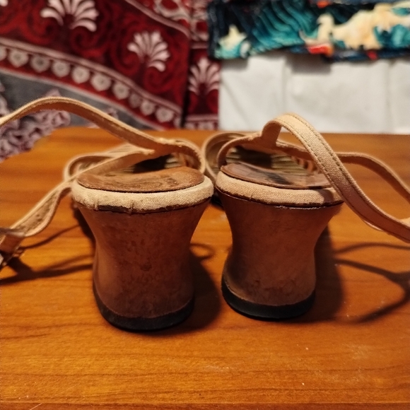 Cuoio sandals - Picture 2 of 10